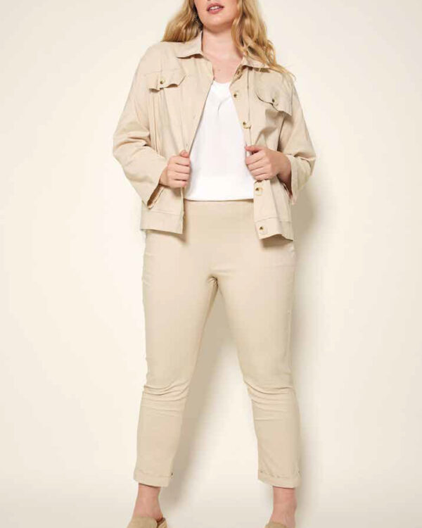 Conjunto Cazadora y Pantalón